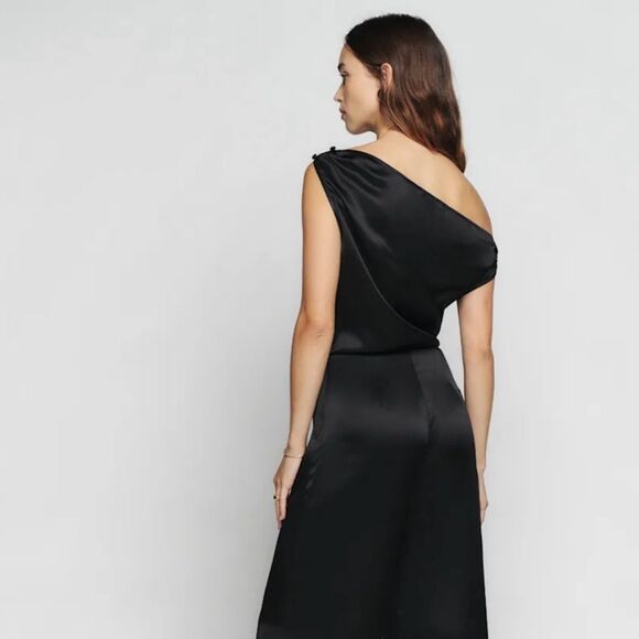 Reformation Annika Silk Jumpsuit size 6 NWT $328 - Picture 4 of 8